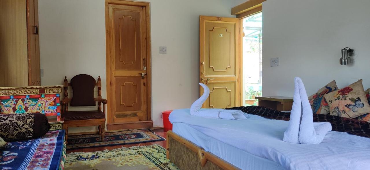 Youthok Guest House Leh Ngoại thất bức ảnh