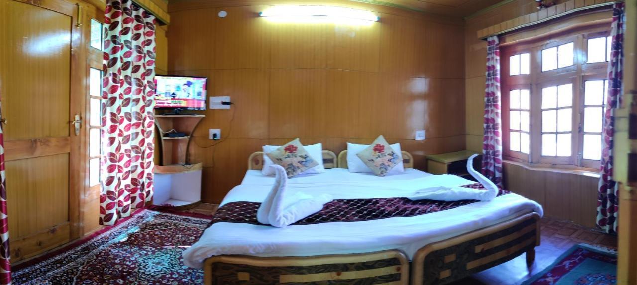 Youthok Guest House Leh Ngoại thất bức ảnh
